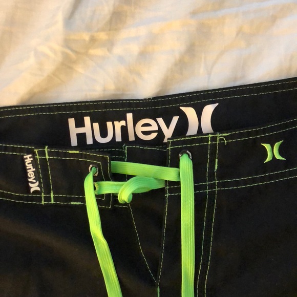 hurley black shorts 29 - Picture 3 of 4